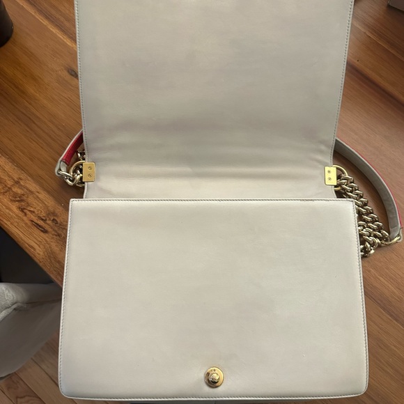 Chanel cube embossed large boy bag - Picture 5 of 7